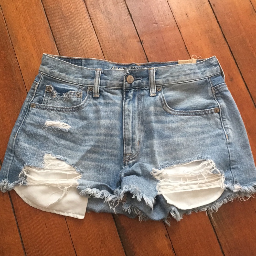 A&E Vintage High-Rise Festival jean shorts